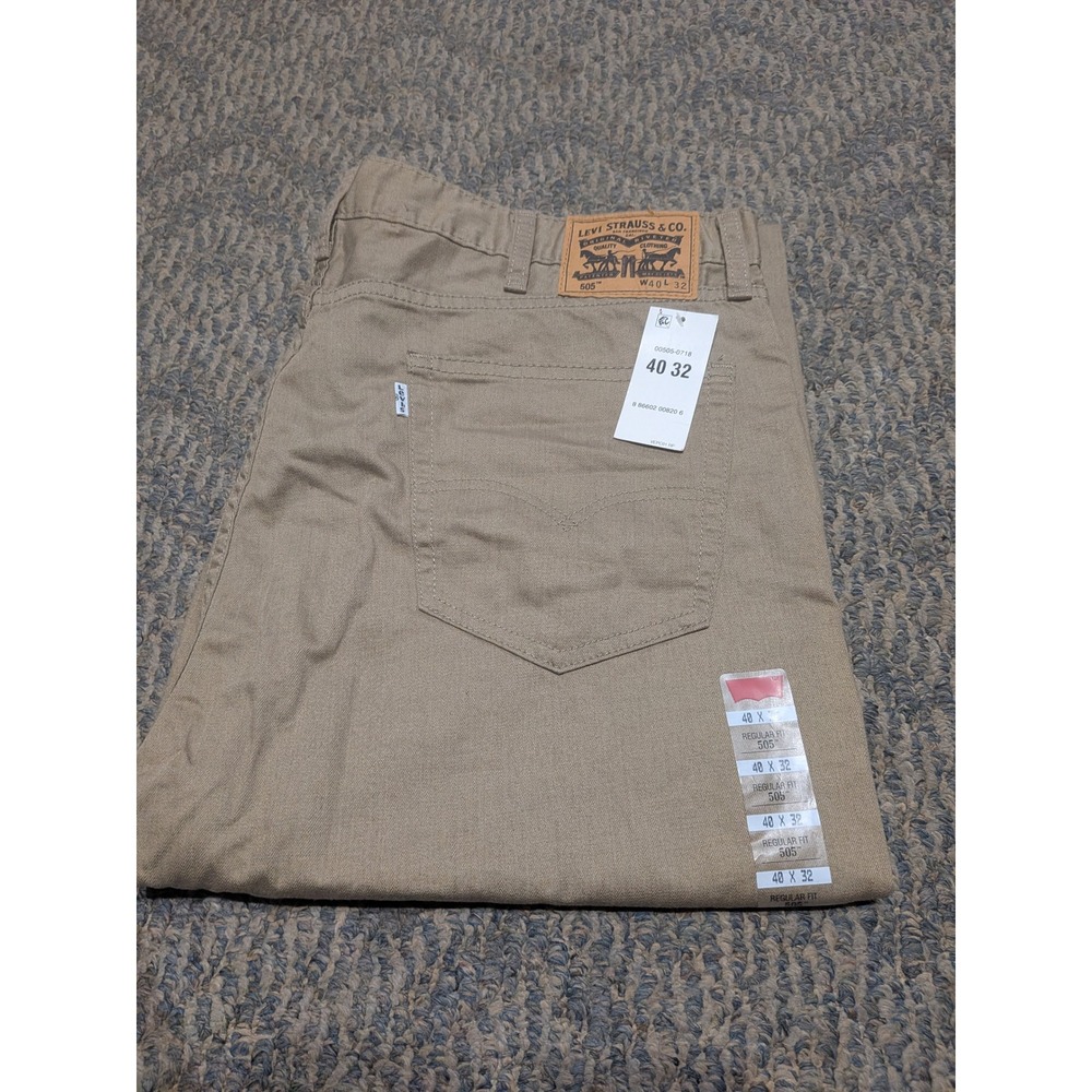 Levis 505 Regular Fit Khaki Tan Straight Leg Pants 40x32 00505-0718 NWT
